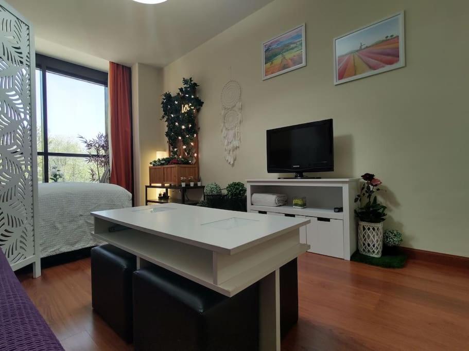 Madrid Alcotour Apto Trabajo Y Relax Alcobendas Eksteriør bilde